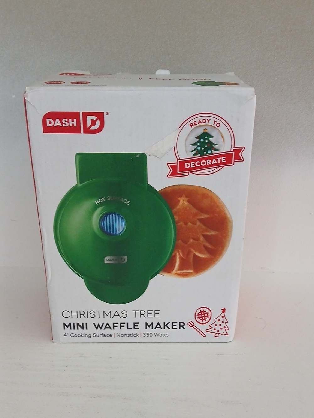 DASH Christmas Tree Mini Waffle Maker